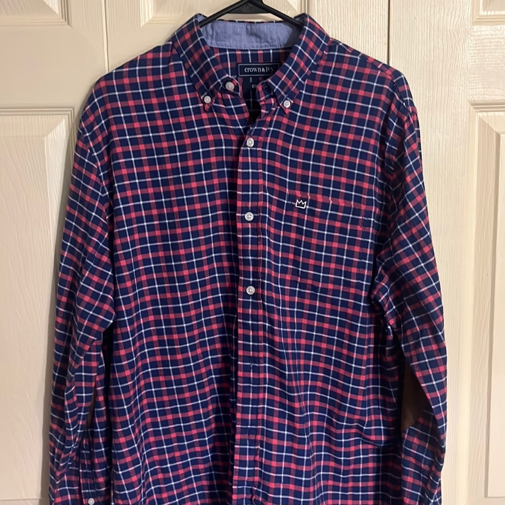 Crown and ivy men’s long sleeve plaid button up shirt, blue, pink size M cotton